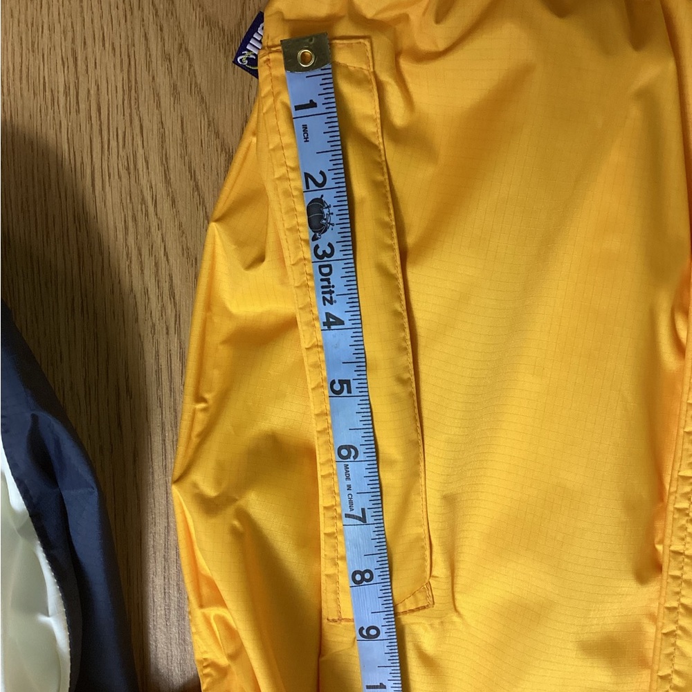 Gill O2 breathable sailing jacket; Size: small - Picture 15 of 16